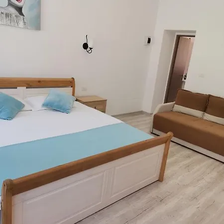 Πανσιόν Casa Bella *